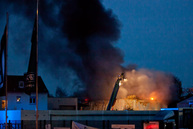 Foto: H.-F. Hoffmann - Einsatz: Brand in einer Schlosserei (20.11.2014)