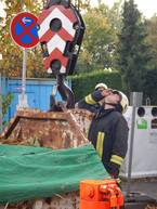 Foto: Feuerwehr - Einsatz: Kran drohte umzustürzen (12.10.2017)